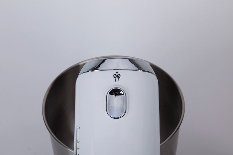 Batedeira robot - MZ670 - JATA