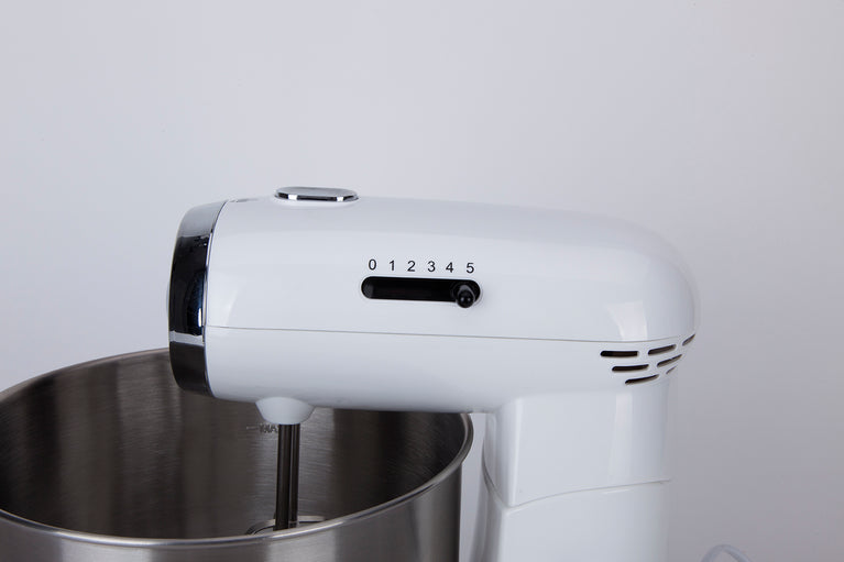 Batedeira robot - MZ670 - JATA