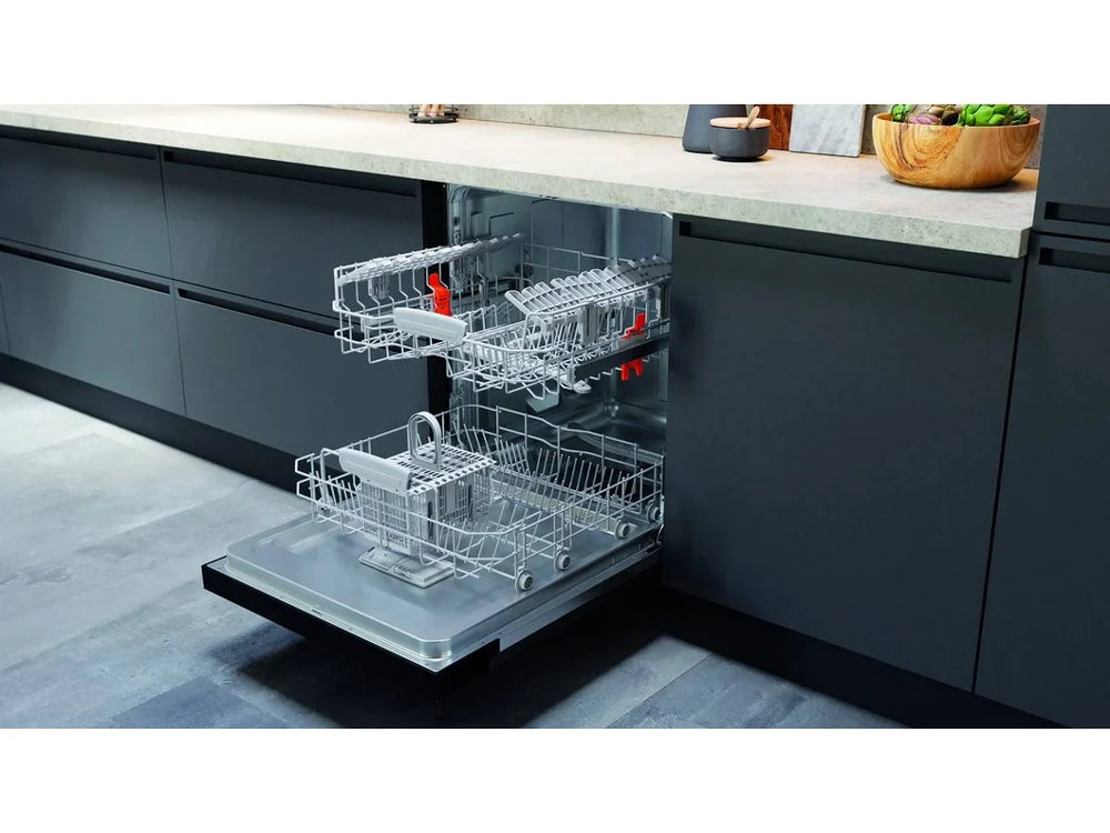 Máquina louça encastre painel à vista - HBC 2B+26 B - HOTPOINT