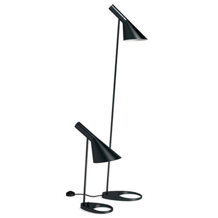 Candeeiro JACOBSEN de pé - preto